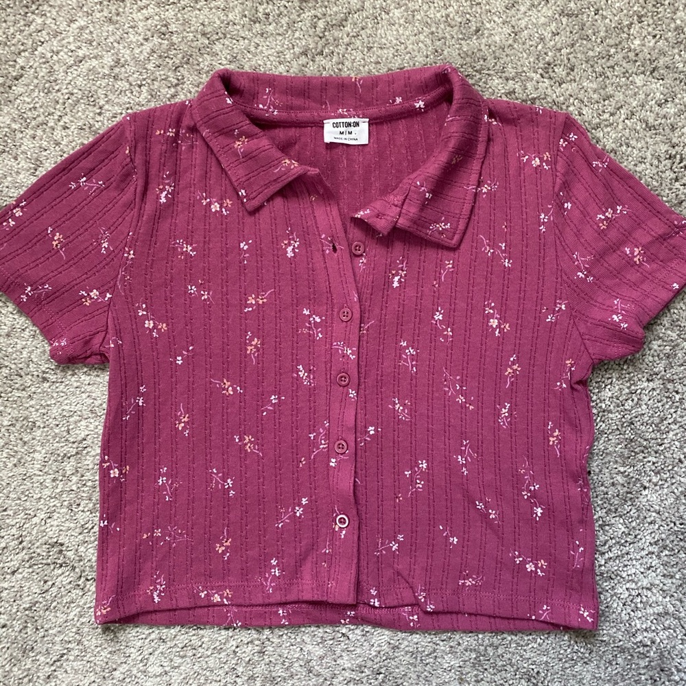 Cotton On Floral Button Up Top. Size: M Color: Magenta